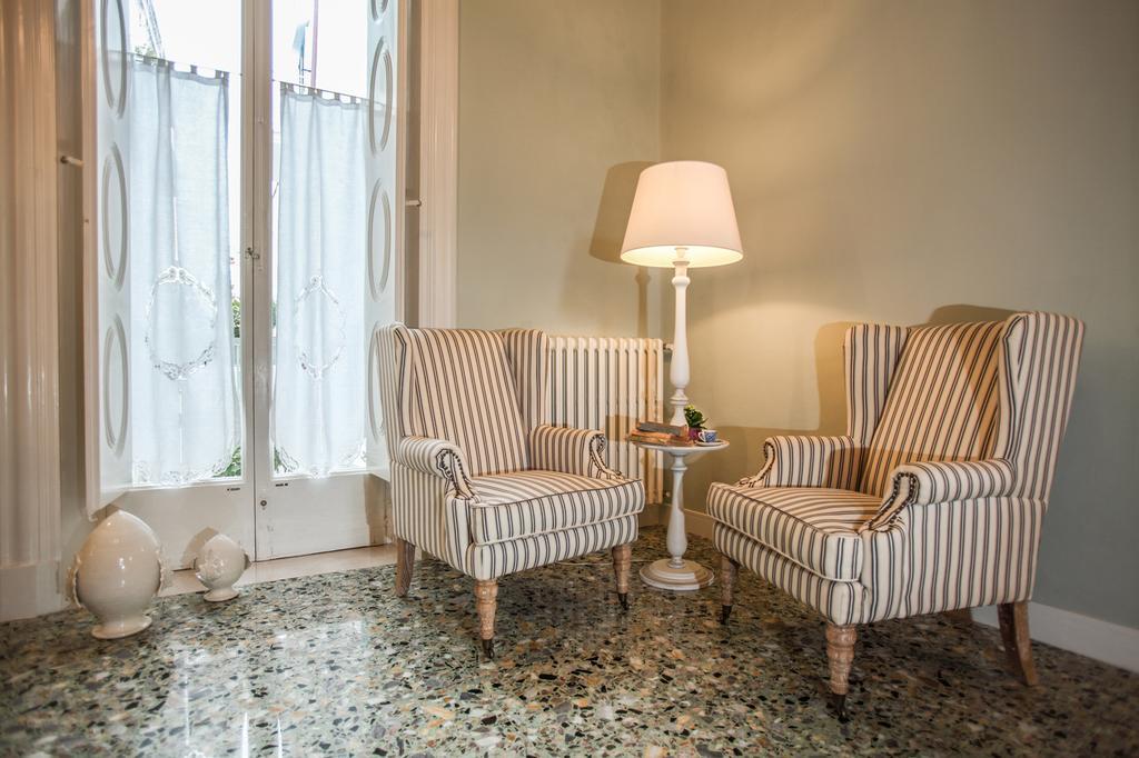 Palazzo Bregante Bed & Breakfast Monopoli Exterior photo