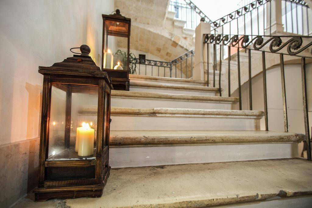 Palazzo Bregante Bed & Breakfast Monopoli Exterior photo