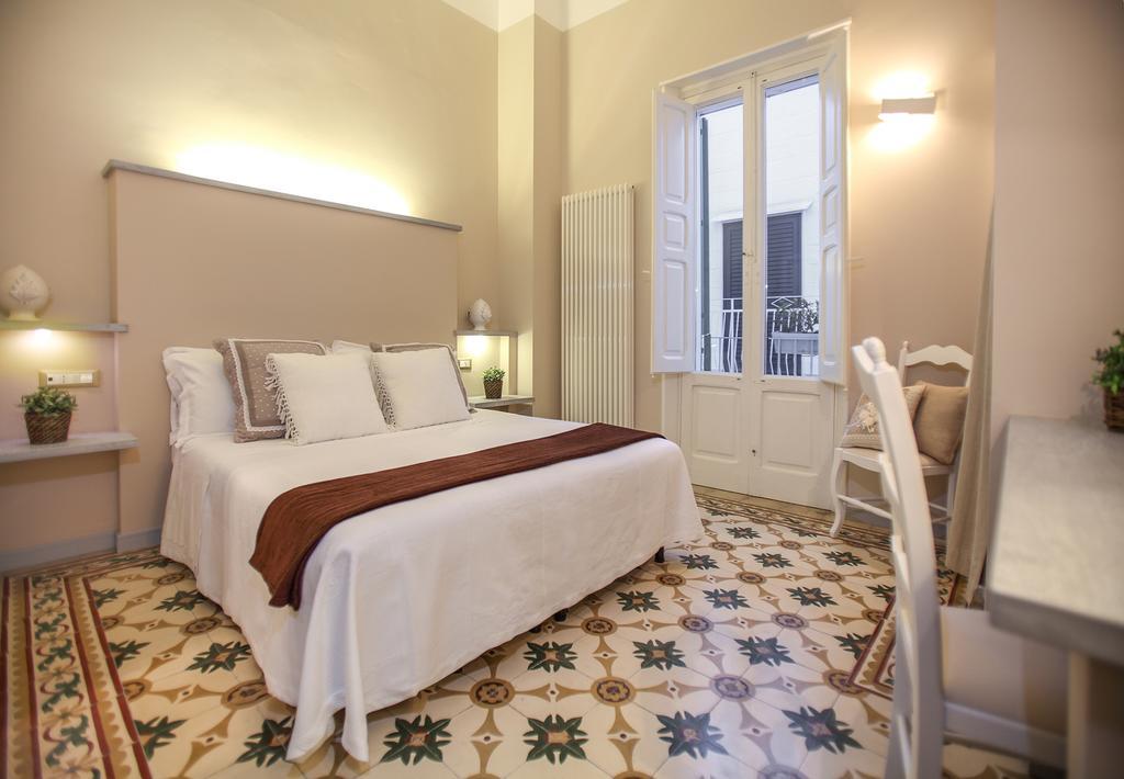 Palazzo Bregante Bed & Breakfast Monopoli Exterior photo